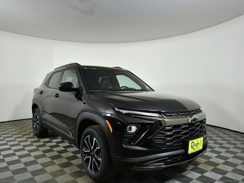 New 2026 Chevrolet TrailBlazer ACTIV AWD/4WD image 8
