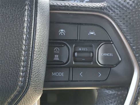 Used 2024 Toyota Tacoma TRD Off-Road image 22