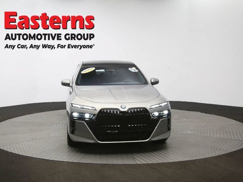 Used 2023 BMW 760i xDrive w/ Executive Package AWD/4WD image 56