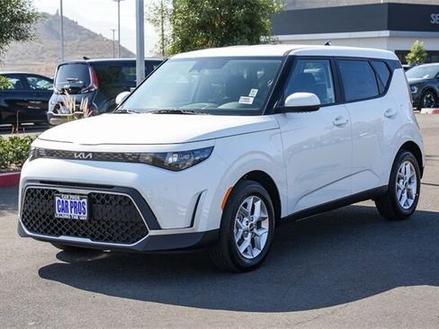 New 2025 Kia Soul S image 4