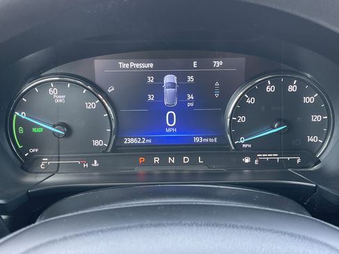 Used 2022 Ford Escape SE image 21