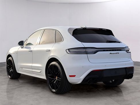 Certified 2024 Porsche Macan GTS image 3