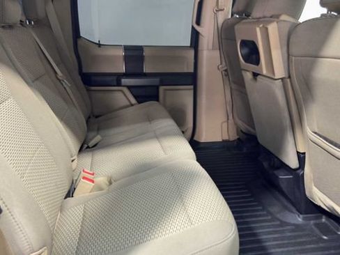 Used 2018 Ford F150 XLT w/ Trailer Tow Package RWD image 16