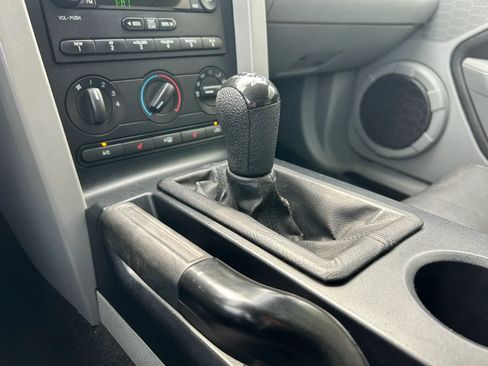 Used 2007 Ford Mustang GT RWD image 17