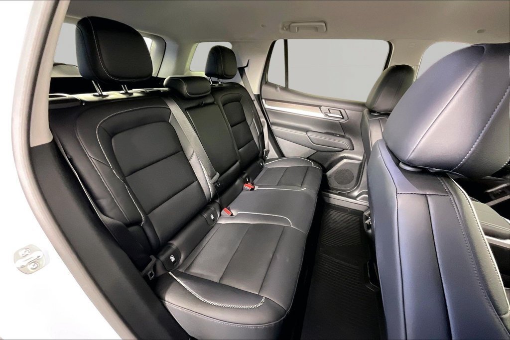 New 2027 GMC Terrain Denali w/ LPO, Floor Liner Package AWD/4WD image 11