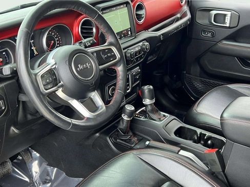 Used 2019 Jeep Wrangler Rubicon w/ Uconnect 4C Nav & Sound Group image 17