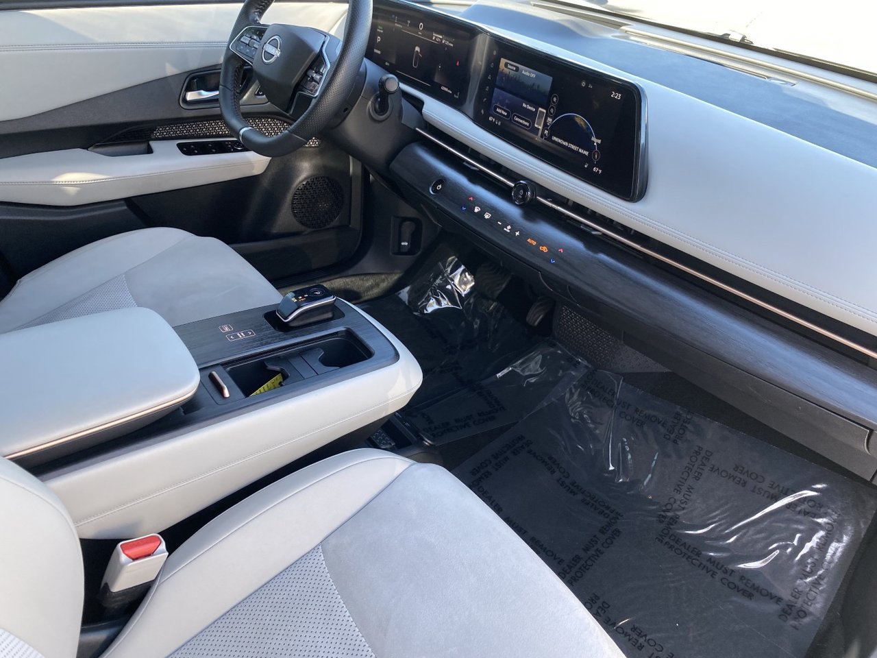 Certified 2023 Nissan Ariya FWD image 9