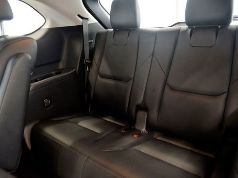 Used 2023 MAZDA CX-9 Touring image 29