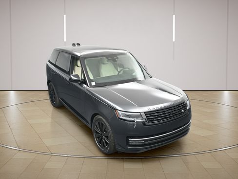 Used 2026 Land Rover Range Rover SE AWD/4WD image 35
