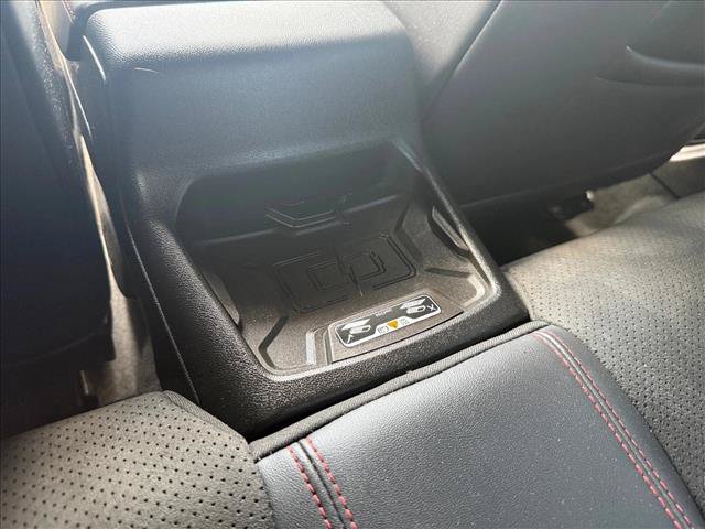 Used 2019 Chevrolet Camaro ZL1 RWD image 18
