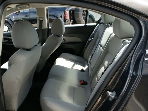 Used 2015 Chevrolet Cruze LT FWD image 20