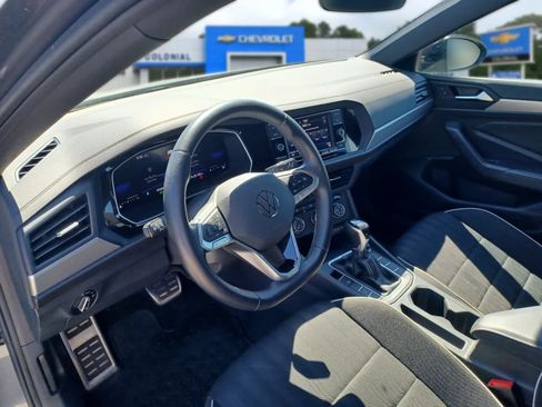 Used 2024 Volkswagen Jetta Sport FWD image 8