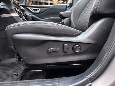 Used 2019 Subaru Forester Premium w/ All-Weather Package AWD/4WD image 10