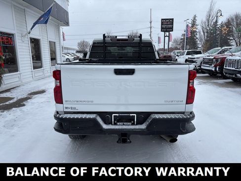 Used 2022 Chevrolet Silverado 2500 Custom w/ Custom Value Package image 6