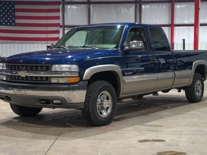 Used 2000 Chevrolet Silverado 2500 LS w/ Firm Ride Suspension Pkg