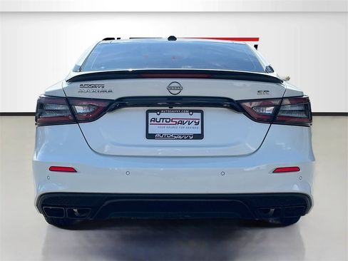 Used 2023 Nissan Maxima SR w/ Sport Mat Group image 6