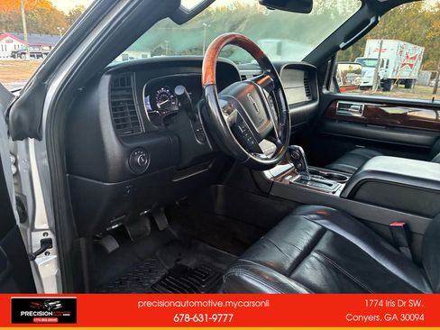 Used 2016 Lincoln Navigator L Select image 36