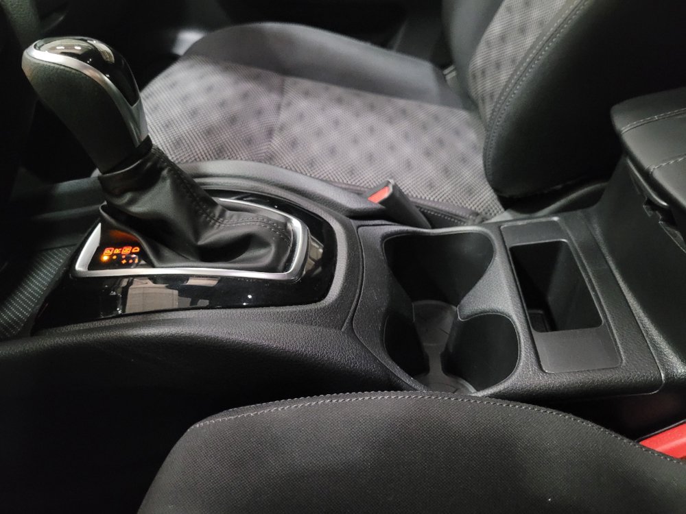 Used 2020 Nissan Rogue Sport SV AWD/4WD image 26