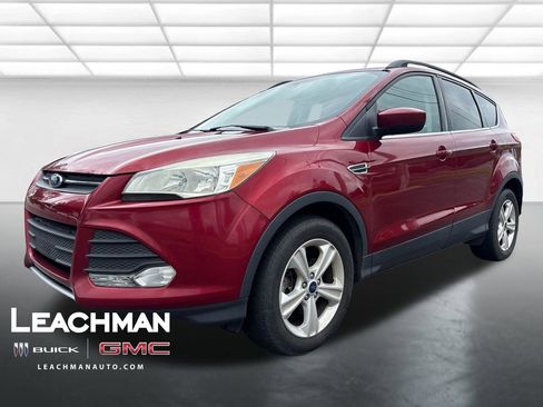 Used 2016 Ford Escape SE w/ Equipment Group 201A AWD/4WD image 8