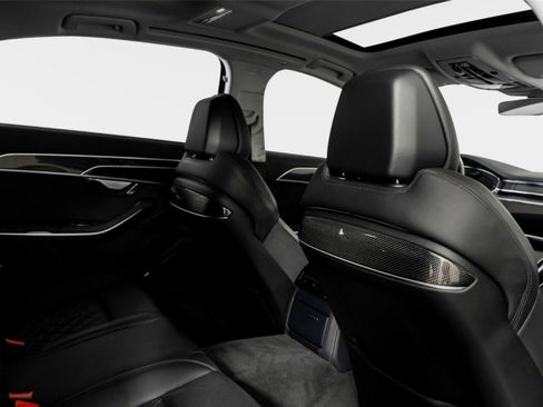 Used 2022 Audi S8 w/ S8 Executive Package image 56
