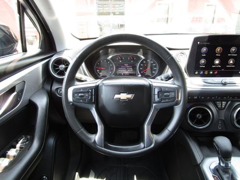 Used 2023 Chevrolet Blazer LT w/ Convenience Package FWD image 10