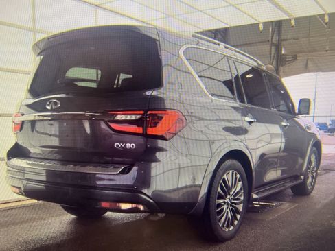 Used 2023 INFINITI QX80 Premium Select w/ Cargo Package image 2