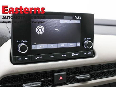 Used 2023 Honda HR-V LX image 18