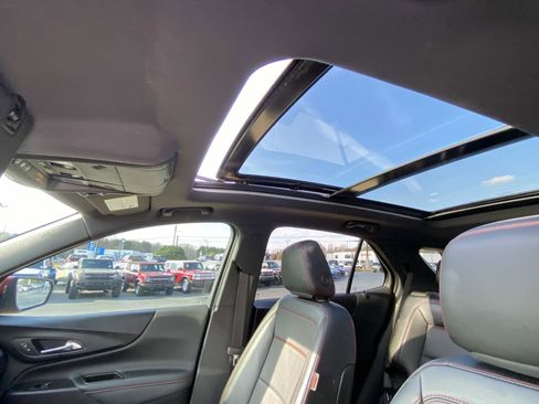 Used 2024 Chevrolet Equinox RS w/ RS Leather Package image 26