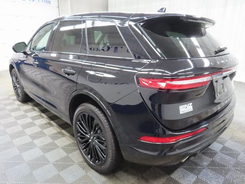 Used 2025 Lincoln Corsair Premiere w/ Jet Appearance Package image 5