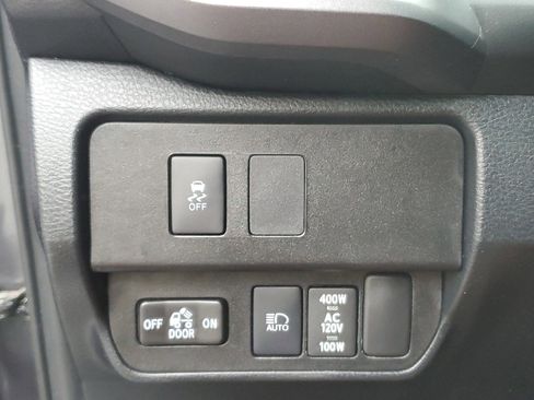 Used 2020 Toyota Tacoma TRD Off-Road image 24