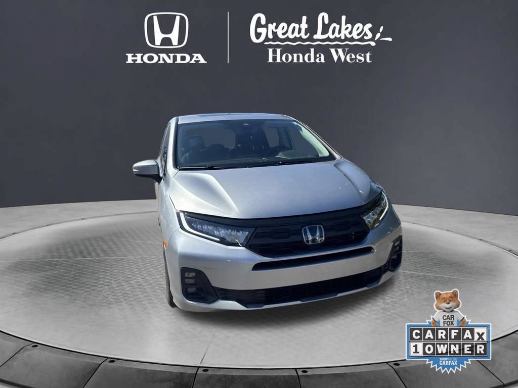 Certified 2026 Honda Odyssey EX-L image 3