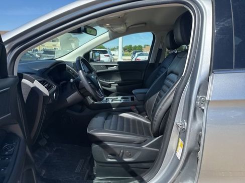 Used 2022 Ford Edge SEL w/ Convenience Package AWD/4WD image 9