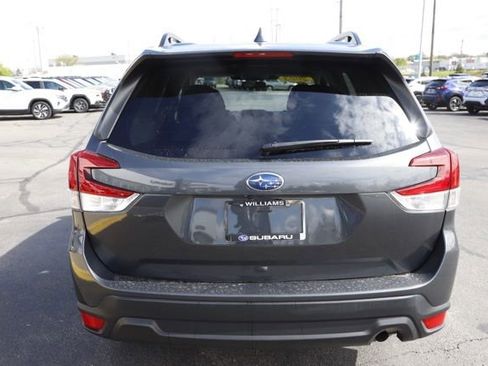 Used 2023 Subaru Forester Premium AWD/4WD image 4
