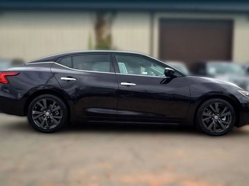 Used 2016 Nissan Maxima 3.5 S image 12