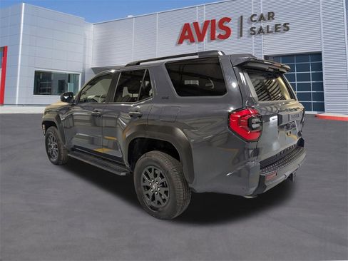 Used 2025 Toyota 4Runner SR5 image 9