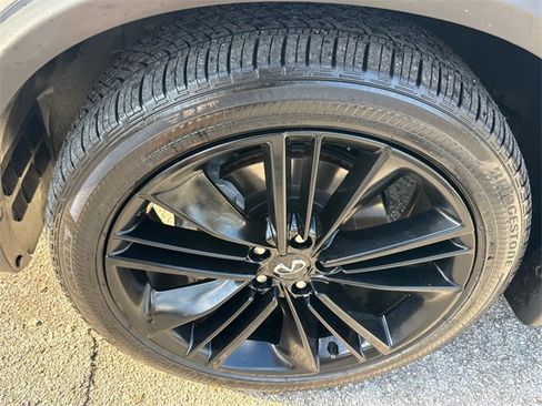 Certified 2025 INFINITI QX55 Luxe w/ Cargo Package image 9