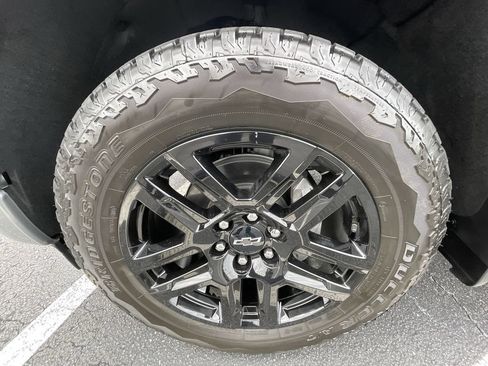 Certified 2026 Chevrolet Silverado 1500 RST w/ Dark Appearance Package AWD/4WD image 33