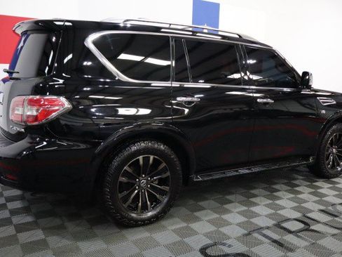 Used 2020 Nissan Armada Platinum w/ Captain's Chairs Package RWD image 18