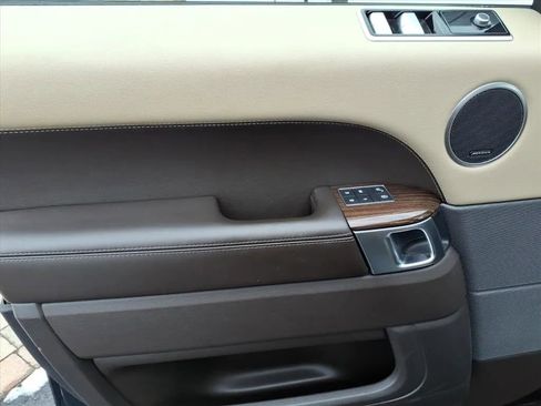 Used 2020 Land Rover Range Rover Sport HSE image 24