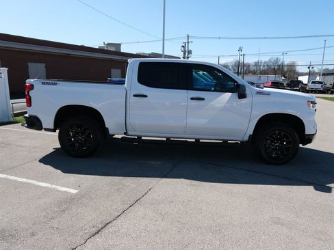 Used 2025 Chevrolet Silverado 1500 LT Trail Boss w/ Convenience Package II image 2