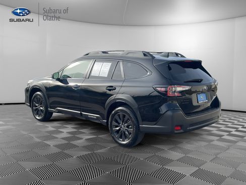 Used 2025 Subaru Outback Onyx Edition image 9