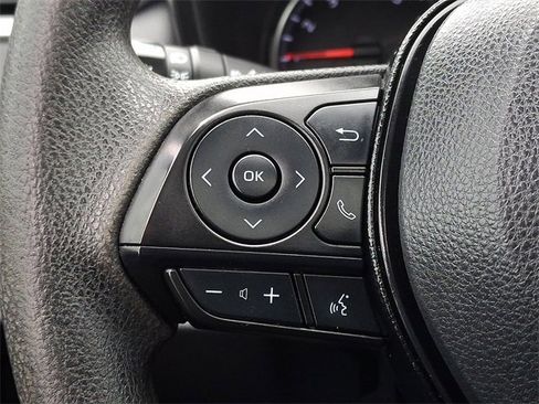 Used 2019 Toyota RAV4 XLE image 21