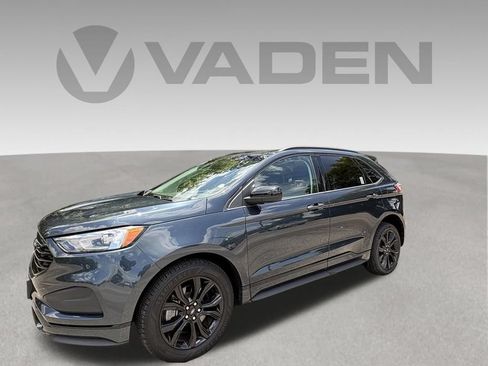 Used 2022 Ford Edge SE w/ Black Appearance Package AWD/4WD image 1