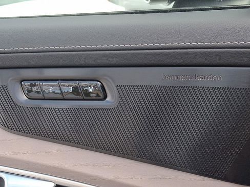 New 2026 Volvo XC90 B6 Ultra image 14