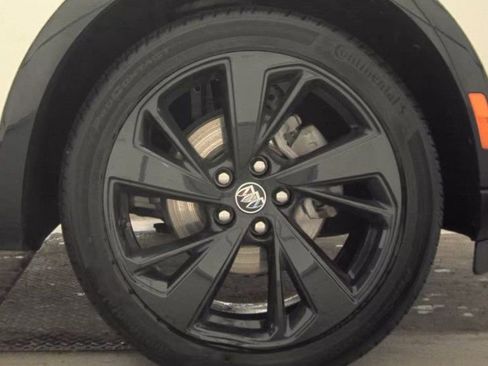 Used 2022 Buick Envision Preferred image 9