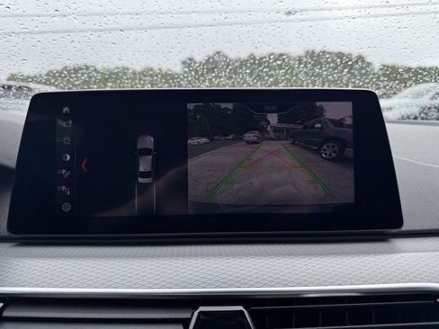 Used 2019 BMW 530i w/ M Sport Package RWD image 20