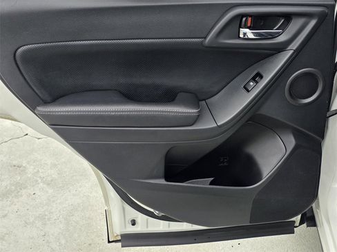 Used 2014 Subaru Forester 2.0XT Touring image 33