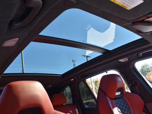 Used 2023 BMW X5 M w/ Competition Package image 39