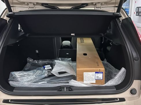 New 2026 Volvo EX30 Ultra w/ Protection Package Premier AWD/4WD image 27