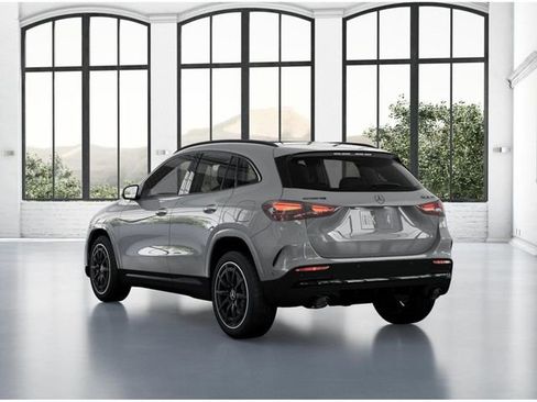 New 2026 Mercedes-Benz GLA 35 AMG 4MATIC image 28